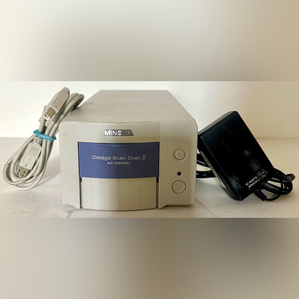 Konica Minolta DiMAGE Scan Dual II AF-2820U White USB & Ethernet Film Scanner